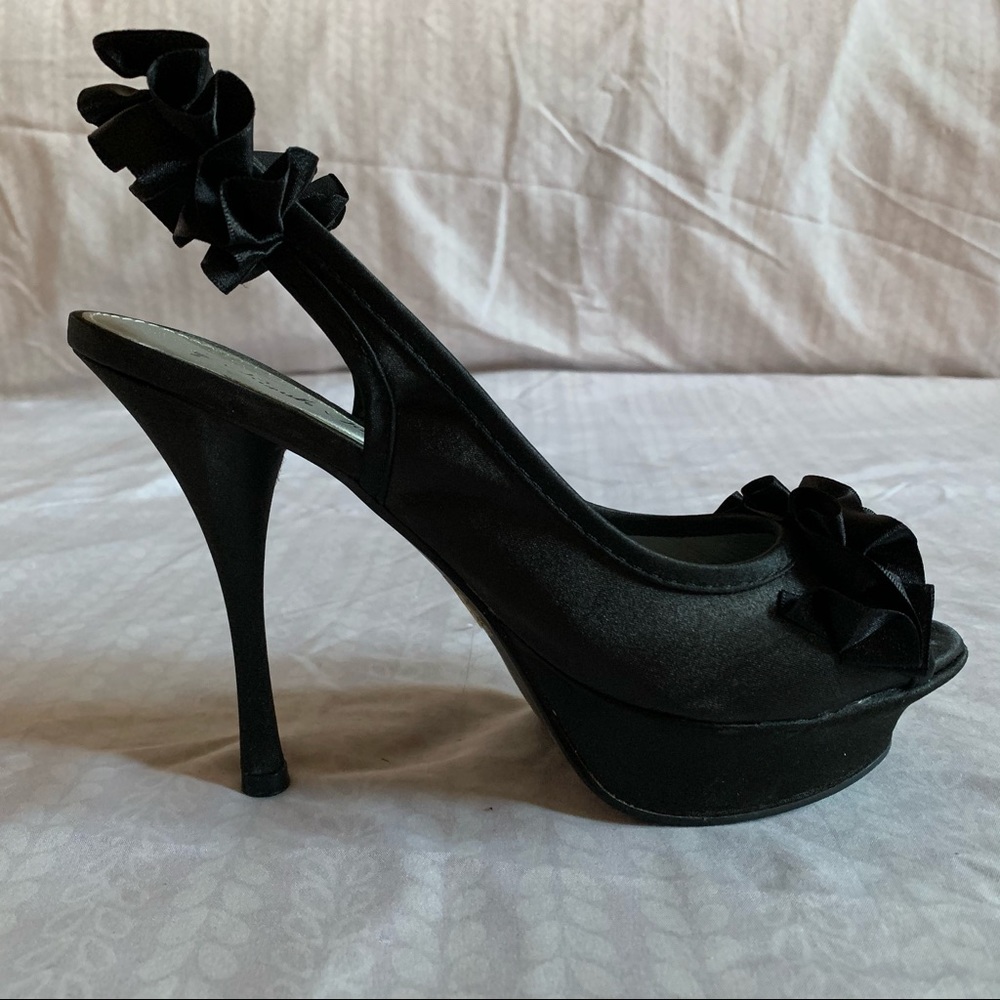Sarah-Jayne Black Ruffle High Heel